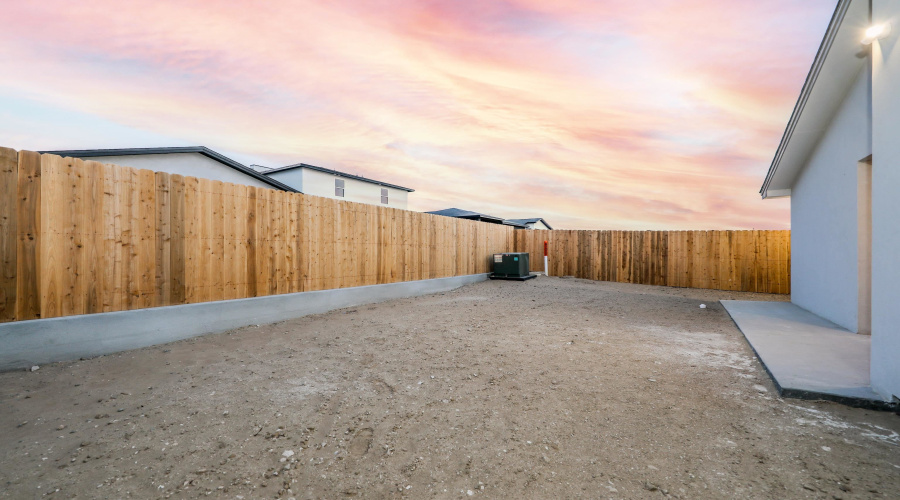 5805 Tavo Dr., LAREDO, Texas 78043, 3 Bedrooms Bedrooms, 5 Rooms Rooms,2 BathroomsBathrooms,Residential,For Sale,5805 Tavo Dr.,20260426