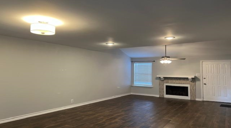 5500 McPherson Rd, LAREDO, Texas 78041, 2 Bedrooms Bedrooms, 3 Rooms Rooms,1 BathroomBathrooms,Residential,For Rent,5500 McPherson Rd,20260428