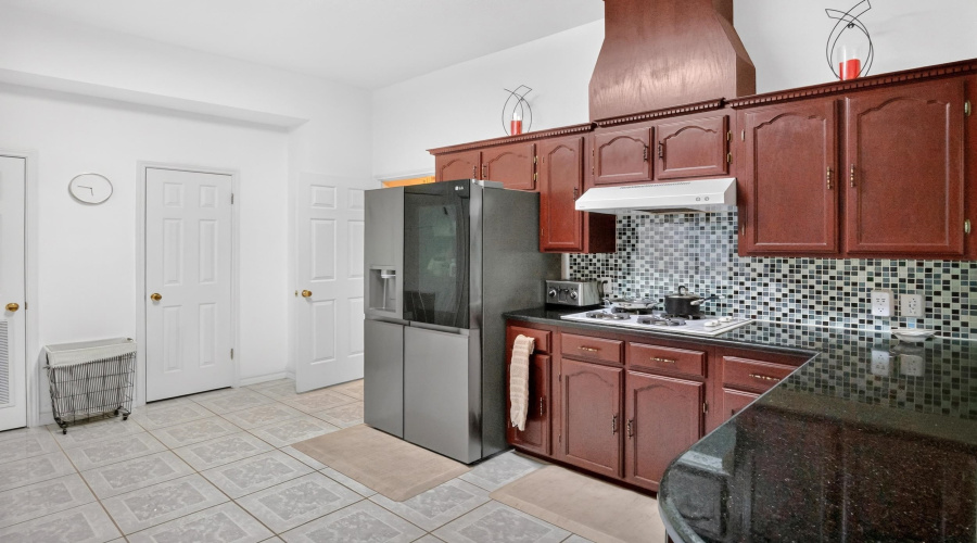 9013 Cliff Dr, Laredo, Texas 78045, 3 Bedrooms Bedrooms, 8 Rooms Rooms,3 BathroomsBathrooms,Residential,For Sale,9013 Cliff Dr,20260430