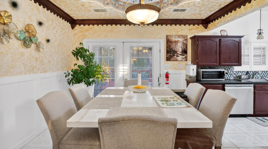 9013 Cliff Dr, Laredo, Texas 78045, 3 Bedrooms Bedrooms, 8 Rooms Rooms,3 BathroomsBathrooms,Residential,For Sale,9013 Cliff Dr,20260430