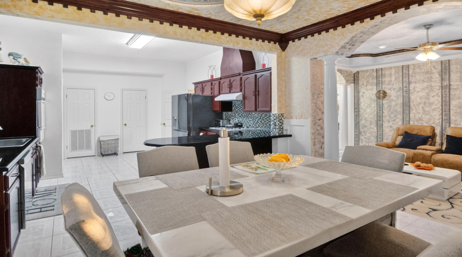 9013 Cliff Dr, Laredo, Texas 78045, 3 Bedrooms Bedrooms, 8 Rooms Rooms,3 BathroomsBathrooms,Residential,For Sale,9013 Cliff Dr,20260430