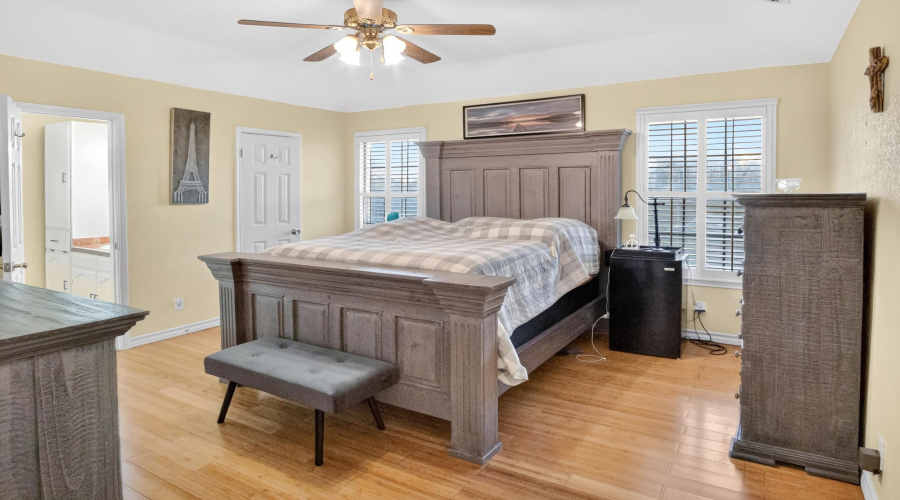 9013 Cliff Dr, Laredo, Texas 78045, 3 Bedrooms Bedrooms, 8 Rooms Rooms,3 BathroomsBathrooms,Residential,For Sale,9013 Cliff Dr,20260430