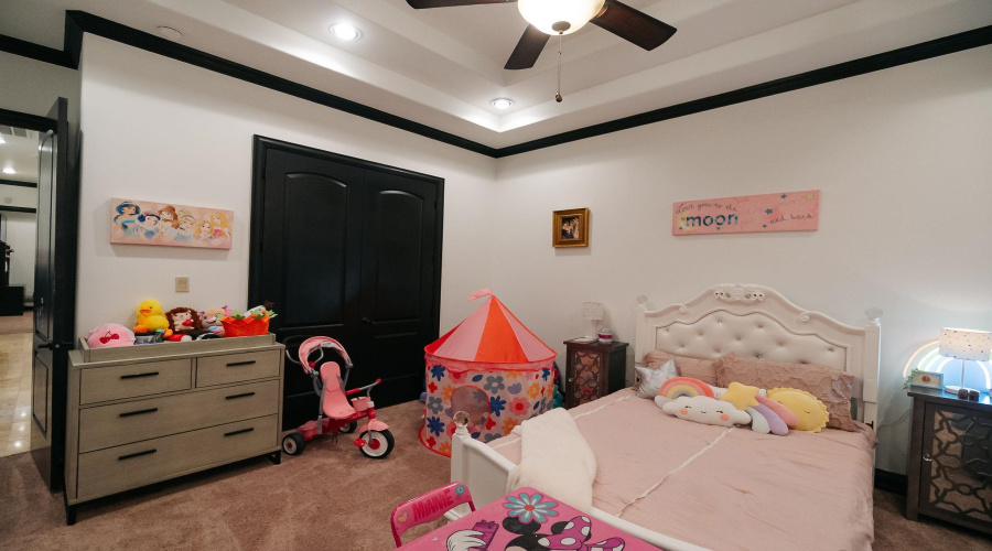 302 Lake Clark Ct, Laredo, Texas 78041, 4 Bedrooms Bedrooms, 9 Rooms Rooms,4 BathroomsBathrooms,Residential,For Rent,302 Lake Clark Ct,20260435