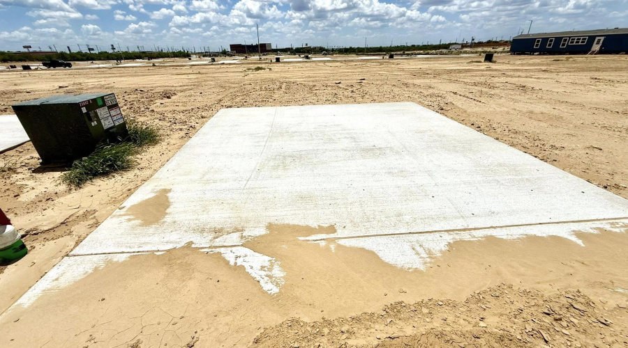 5043 Los Caballos Lp., Laredo, Texas 78046, 3 Bedrooms Bedrooms, 6 Rooms Rooms,2 BathroomsBathrooms,Residential,For Sale,5043 Los Caballos Lp.,20260447