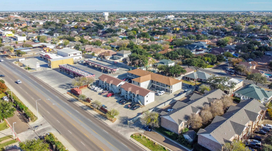 513 Shiloh Dr, LAREDO, Texas 78045, ,Multi-family,For Sale,513 Shiloh Dr,20260455