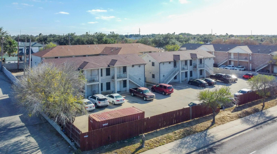 513 Shiloh Dr, LAREDO, Texas 78045, ,Multi-family,For Sale,513 Shiloh Dr,20260455