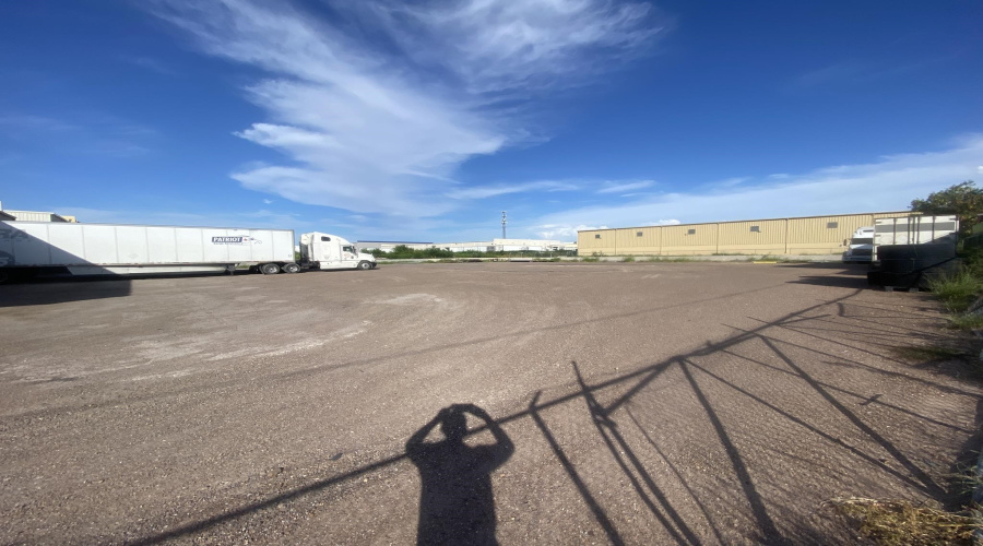 419 Grand Central Blvd, LAREDO, Texas 78045, 1 Bedroom Bedrooms, 21 Rooms Rooms,2 BathroomsBathrooms,Commercial/industrial,For Sale,419 Grand Central Blvd,20260462