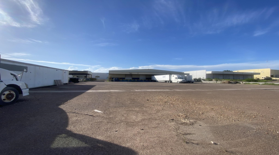 419 Grand Central Blvd, LAREDO, Texas 78045, 1 Bedroom Bedrooms, 21 Rooms Rooms,2 BathroomsBathrooms,Commercial/industrial,For Sale,419 Grand Central Blvd,20260462