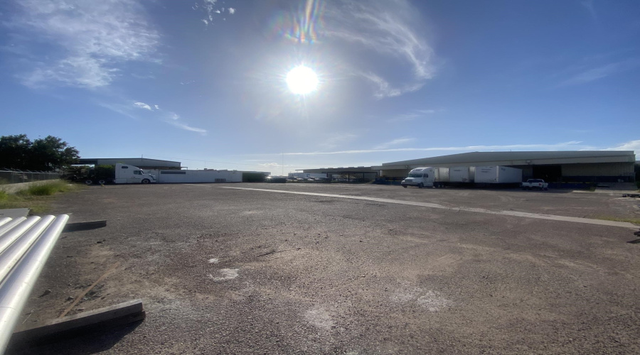 419 Grand Central Blvd, LAREDO, Texas 78045, 1 Bedroom Bedrooms, 21 Rooms Rooms,2 BathroomsBathrooms,Commercial/industrial,For Sale,419 Grand Central Blvd,20260462