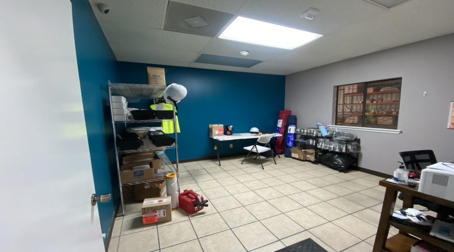 419 Grand Central Blvd, LAREDO, Texas 78045, 1 Bedroom Bedrooms, 21 Rooms Rooms,2 BathroomsBathrooms,Commercial/industrial,For Sale,419 Grand Central Blvd,20260462