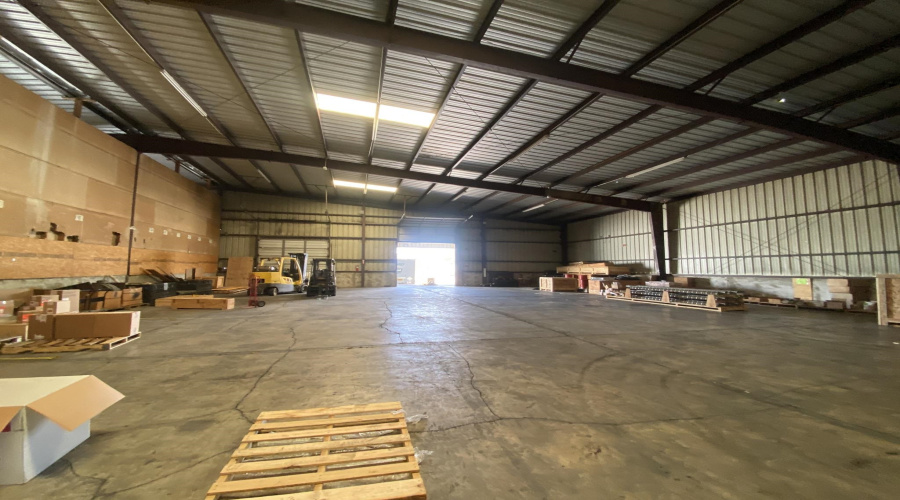 419 Grand Central Blvd, LAREDO, Texas 78045, 1 Bedroom Bedrooms, 21 Rooms Rooms,2 BathroomsBathrooms,Commercial/industrial,For Sale,419 Grand Central Blvd,20260462