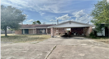2061 Retama Dr, Zapata, Texas 78076, 2 Bedrooms Bedrooms, 5 Rooms Rooms,1 BathroomBathrooms,Residential,For Sale,2061 Retama Dr,20260449 2061 Retama Dr, Zapata, Texas 78076, 2 Bedrooms Bedrooms, 5 Rooms Rooms,1 BathroomBathrooms,Residential,For Sale,2061 Retama Dr,20260449