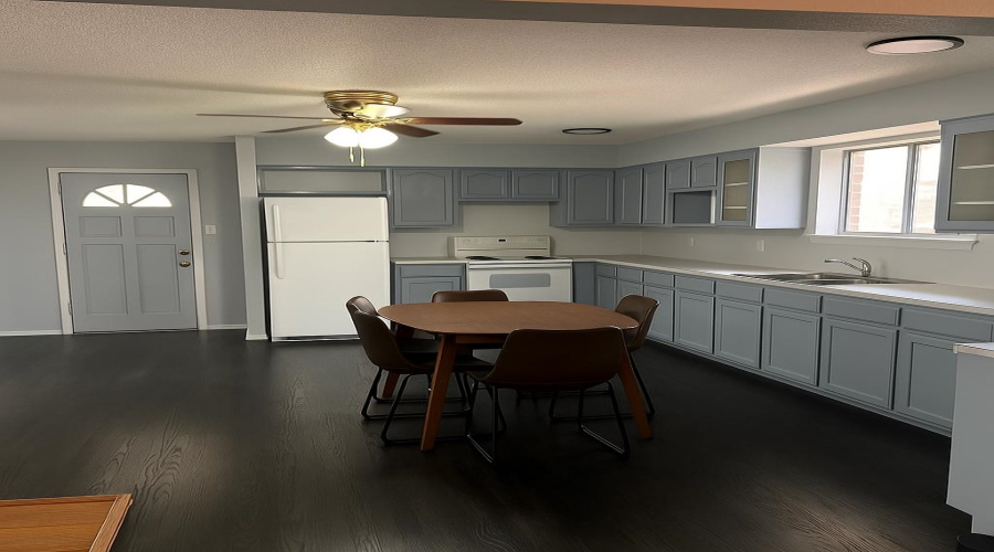 2061 Retama Dr, Zapata, Texas 78076, 2 Bedrooms Bedrooms, 5 Rooms Rooms,1 BathroomBathrooms,Residential,For Sale,2061 Retama Dr,20260449