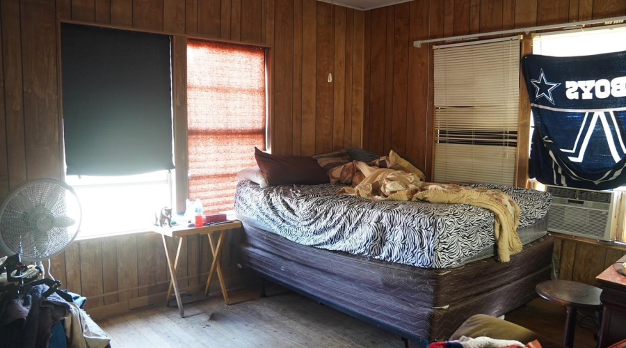 307 N Maria St., Hebbronville, Texas 78361, 2 Bedrooms Bedrooms, 5 Rooms Rooms,1 BathroomBathrooms,Residential,For Sale,307 N Maria St.,20260450