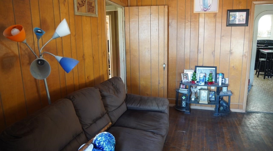 307 N Maria St., Hebbronville, Texas 78361, 2 Bedrooms Bedrooms, 5 Rooms Rooms,1 BathroomBathrooms,Residential,For Sale,307 N Maria St.,20260450