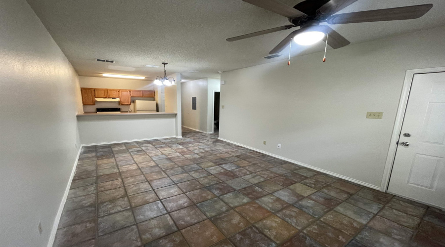 511 Shiloh Dr, LAREDO, Texas 78045, 1 Bedroom Bedrooms, 4 Rooms Rooms,1 BathroomBathrooms,Residential,For Rent,511 Shiloh Dr,20260461