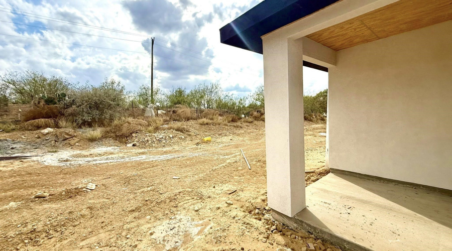 5041 Los Caballos Lp., Laredo, Texas 78046, 3 Bedrooms Bedrooms, 6 Rooms Rooms,2 BathroomsBathrooms,Residential,For Sale,5041 Los Caballos Lp.,20260463