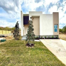 5041 Los Caballos Lp., Laredo, Texas 78046, 3 Bedrooms Bedrooms, 6 Rooms Rooms,2 BathroomsBathrooms,Residential,For Sale,5041 Los Caballos Lp.,20260463