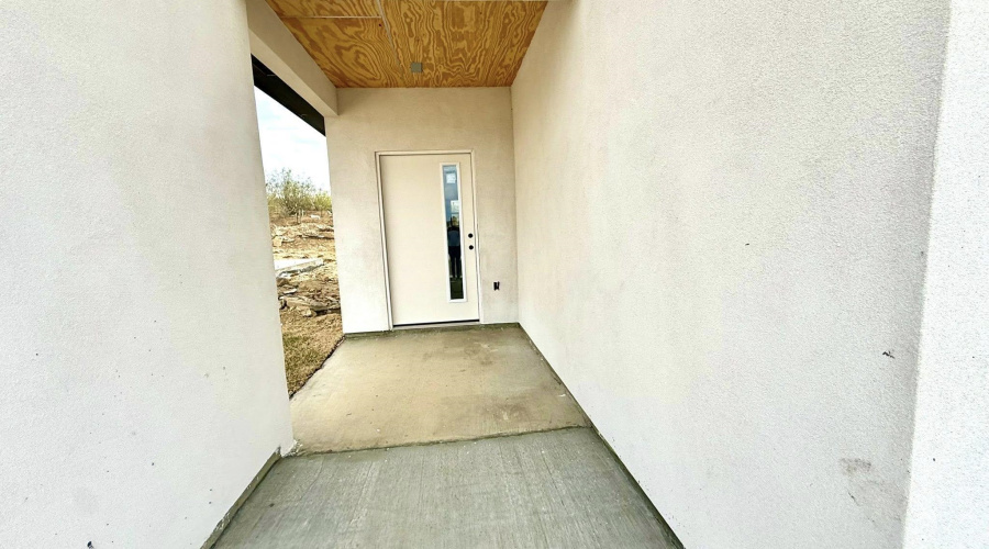 5041 Los Caballos Lp., Laredo, Texas 78046, 3 Bedrooms Bedrooms, 6 Rooms Rooms,2 BathroomsBathrooms,Residential,For Sale,5041 Los Caballos Lp.,20260463