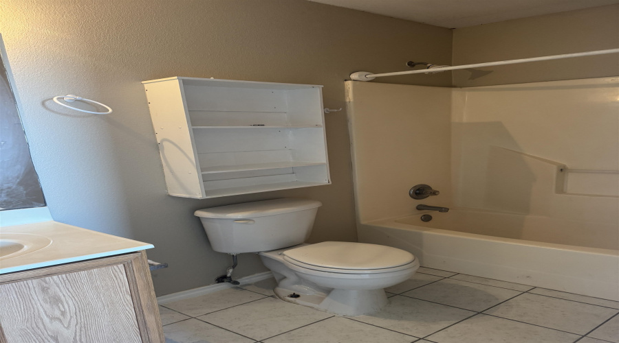 314 Redfish Dr, Laredo, Texas 78043, 3 Bedrooms Bedrooms, 5 Rooms Rooms,2 BathroomsBathrooms,Residential,For Rent,314 Redfish Dr,20260466