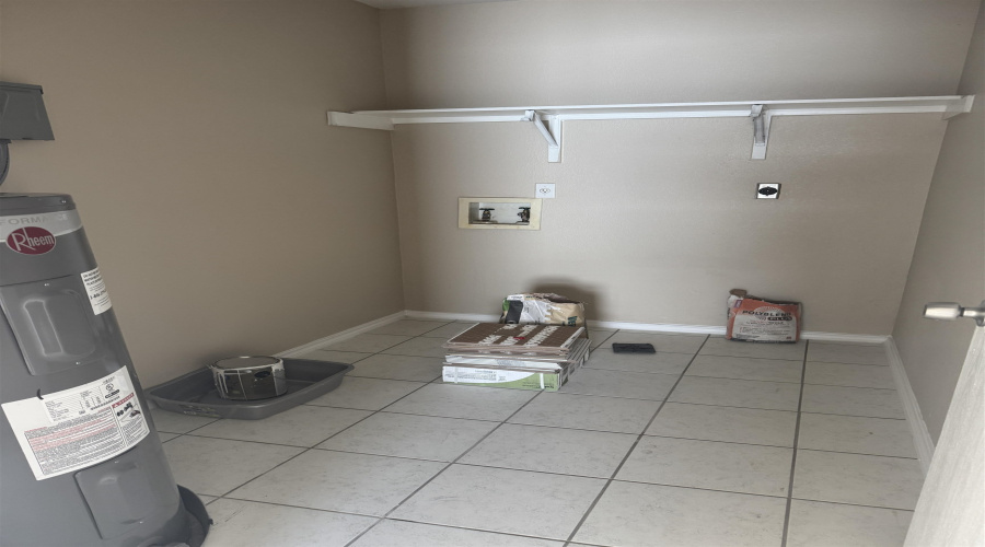 314 Redfish Dr, Laredo, Texas 78043, 3 Bedrooms Bedrooms, 5 Rooms Rooms,2 BathroomsBathrooms,Residential,For Rent,314 Redfish Dr,20260466