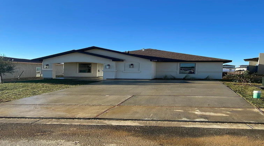 3708 Bella St., Laredo, Texas 78046, 4 Bedrooms Bedrooms, 7 Rooms Rooms,2 BathroomsBathrooms,Residential,For Sale,3708 Bella St.,20260468