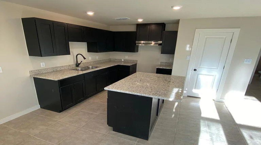 3708 Bella St., Laredo, Texas 78046, 4 Bedrooms Bedrooms, 7 Rooms Rooms,2 BathroomsBathrooms,Residential,For Sale,3708 Bella St.,20260468