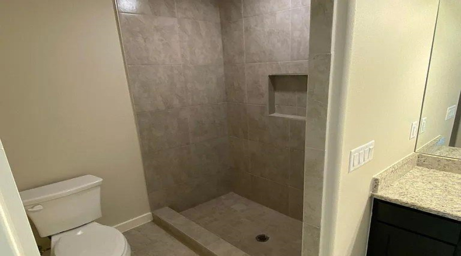 3708 Bella St., Laredo, Texas 78046, 4 Bedrooms Bedrooms, 7 Rooms Rooms,2 BathroomsBathrooms,Residential,For Sale,3708 Bella St.,20260468