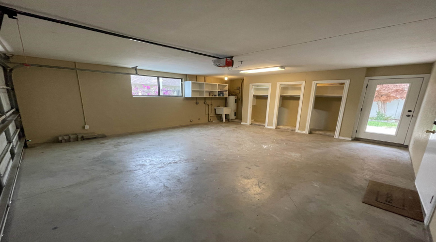 2202 OKane St, LAREDO, Texas 78043, 3 Bedrooms Bedrooms, 6 Rooms Rooms,2 BathroomsBathrooms,Residential,For Rent,2202 OKane St,20260470