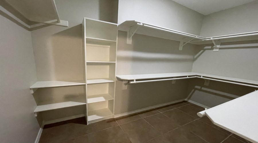 5402 Marcella Ave, LAREDO, Texas 78041, 1 Bedroom Bedrooms, 4 Rooms Rooms,1 BathroomBathrooms,Residential,For Rent,5402 Marcella Ave,20260472