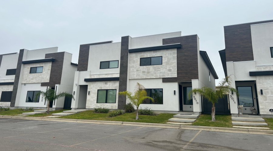 8218 Casa Verde Rd, LAREDO, Texas 78045, 3 Bedrooms Bedrooms, 6 Rooms Rooms,2 BathroomsBathrooms,Residential,For Rent,8218 Casa Verde Rd,20260474