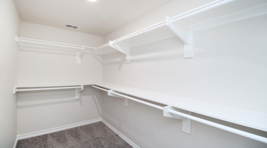 3712 Jaime Martin, Laredo, Texas 78046, 4 Bedrooms Bedrooms, 8 Rooms Rooms,2 BathroomsBathrooms,Residential,For Sale,3712 Jaime Martin,20252738