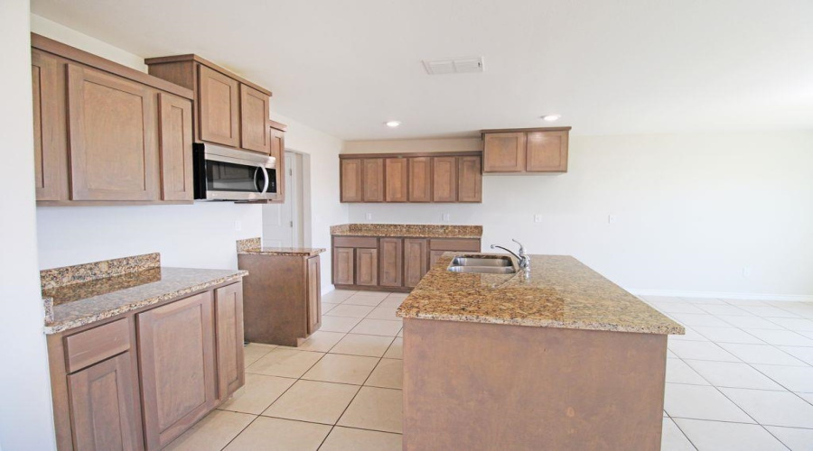 3712 Jaime Martin, Laredo, Texas 78046, 4 Bedrooms Bedrooms, 8 Rooms Rooms,2 BathroomsBathrooms,Residential,For Sale,3712 Jaime Martin,20252738