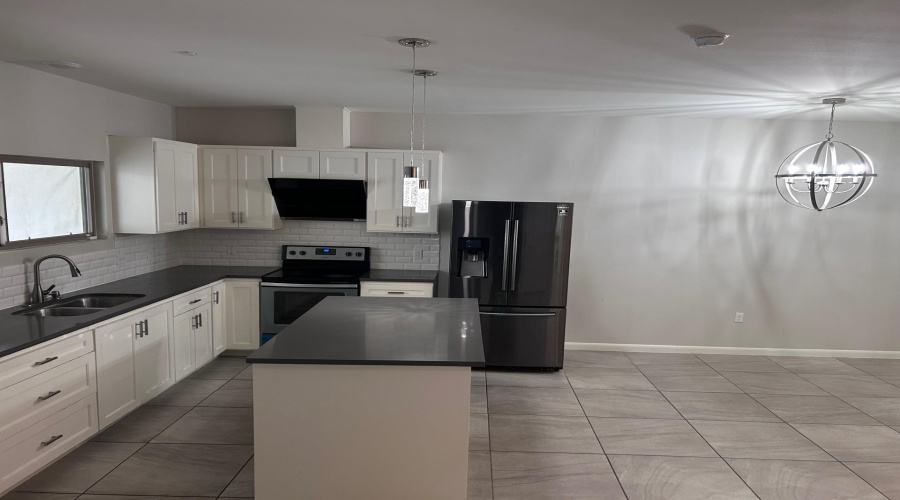 10902 International Blvd, Laredo, Texas 78045, 3 Bedrooms Bedrooms, 3 Rooms Rooms,2 BathroomsBathrooms,Residential,For Rent,10902 International Blvd,20260476