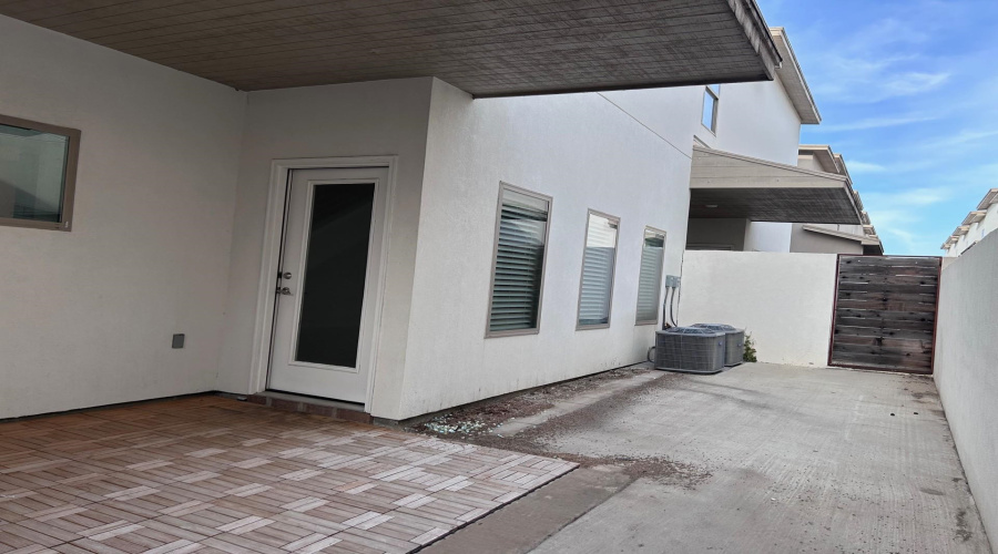 10902 International Blvd, Laredo, Texas 78045, 3 Bedrooms Bedrooms, 3 Rooms Rooms,2 BathroomsBathrooms,Residential,For Rent,10902 International Blvd,20260476