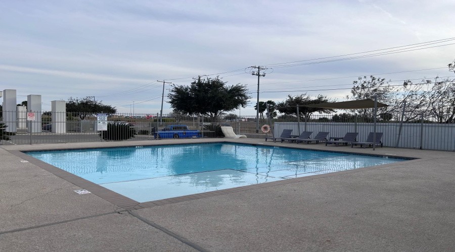 10902 International Blvd, Laredo, Texas 78045, 3 Bedrooms Bedrooms, 3 Rooms Rooms,2 BathroomsBathrooms,Residential,For Rent,10902 International Blvd,20260476