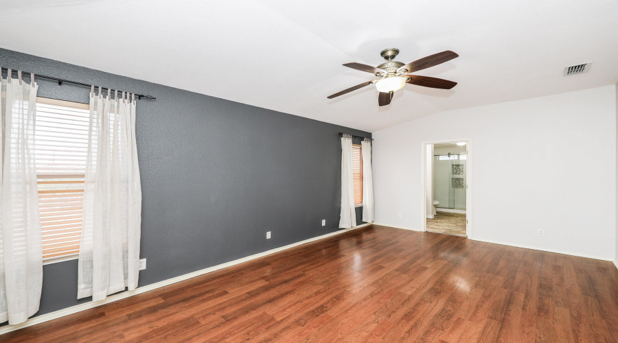 1901 Port Isabel Dr, LAREDO, Texas 78045, 3 Bedrooms Bedrooms, 7 Rooms Rooms,2 BathroomsBathrooms,Residential,For Sale,1901 Port Isabel Dr,20260478