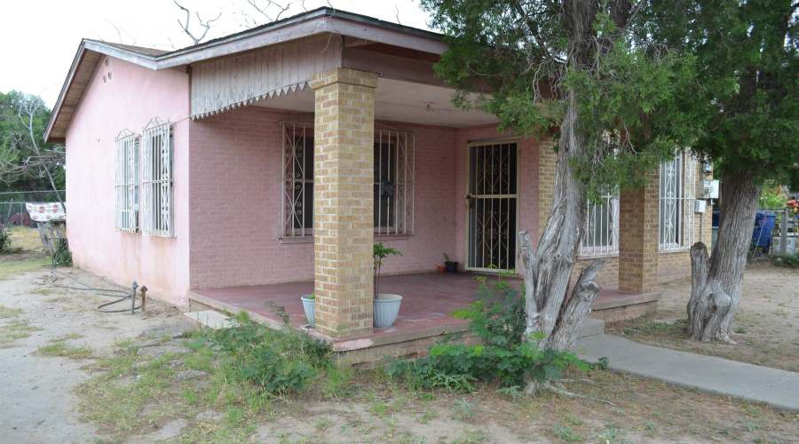 610 Santa Cleotilde Ave, Laredo, Texas 78040, 1 Bedroom Bedrooms, 3 Rooms Rooms,1 BathroomBathrooms,Residential,For Sale,610 Santa Cleotilde Ave,20260480