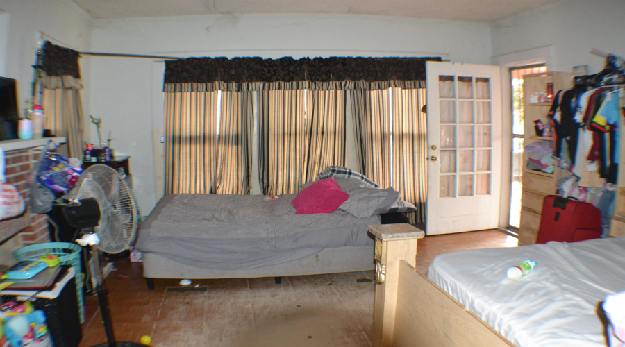 610 Santa Cleotilde Ave, Laredo, Texas 78040, 1 Bedroom Bedrooms, 3 Rooms Rooms,1 BathroomBathrooms,Residential,For Sale,610 Santa Cleotilde Ave,20260480