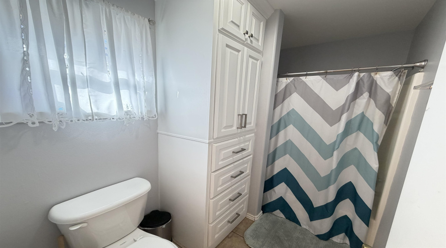 1854 Stonefield Ln, LAREDO, Texas 78045, 3 Bedrooms Bedrooms, 4 Rooms Rooms,2 BathroomsBathrooms,Residential,For Sale,1854 Stonefield Ln,20260483