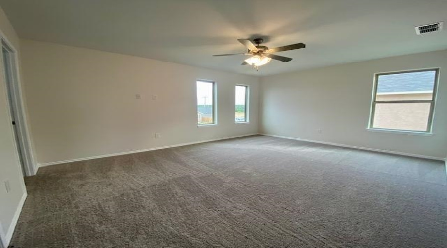 5822 Doctorado Dr., Laredo, Texas 78046, 3 Bedrooms Bedrooms, 7 Rooms Rooms,2 BathroomsBathrooms,Residential,For Rent,5822 Doctorado Dr.,20260484