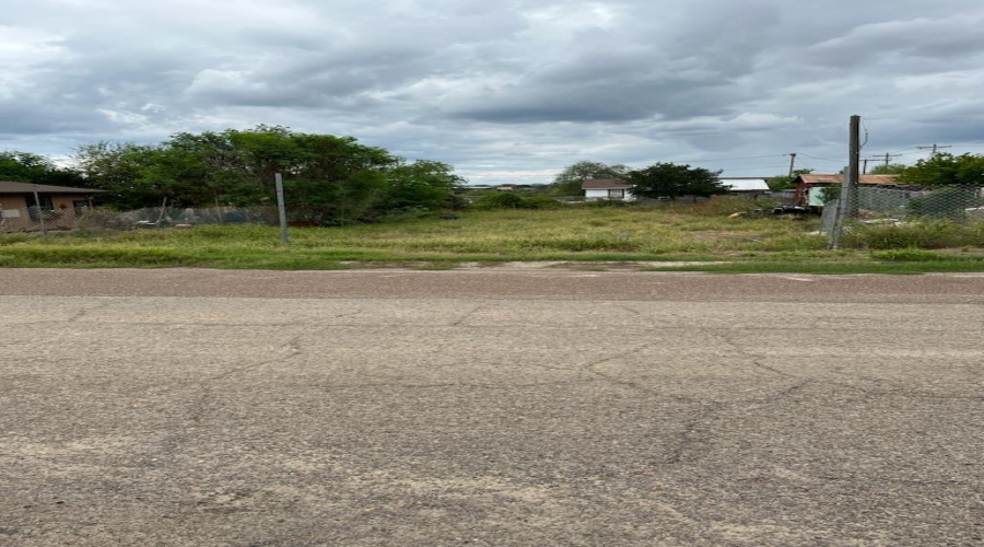 403 Arkansas Ave, Laredo, Texas 78043, ,Land,For Sale,403 Arkansas Ave,20243607