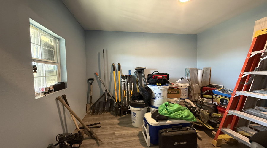 301 Water St, Zapata, Texas 78076, 1 Bedroom Bedrooms, 2 Rooms Rooms,1 BathroomBathrooms,Residential,For Sale,301 Water St,20260485