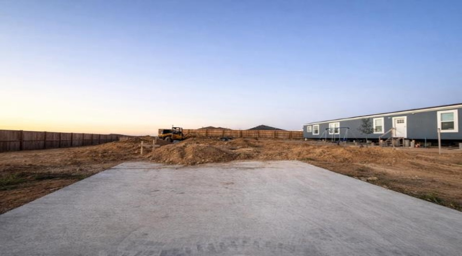 116 Mi Ranchito St., Laredo, Texas 78046, 2 Bedrooms Bedrooms, 3 Rooms Rooms,1 BathroomBathrooms,Residential,For Sale,116 Mi Ranchito St.,20260486