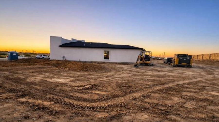 116 Mi Ranchito St., Laredo, Texas 78046, 2 Bedrooms Bedrooms, 3 Rooms Rooms,1 BathroomBathrooms,Residential,For Sale,116 Mi Ranchito St.,20260486