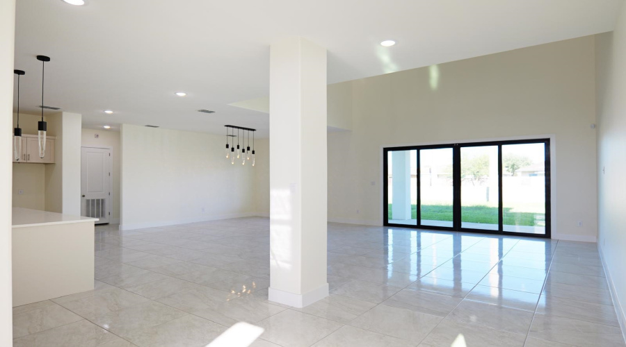 3812 Sun Valley Dr., Laredo, Texas 78045, 3 Bedrooms Bedrooms, 6 Rooms Rooms,2 BathroomsBathrooms,Residential,For Sale,3812 Sun Valley Dr.,20260488