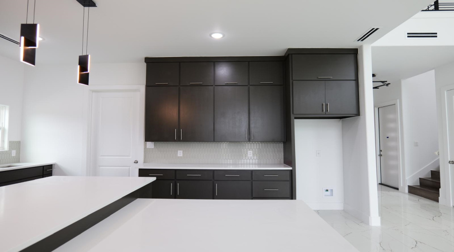 4013 Sun Valley Dr., Laredo, Texas 78045, 3 Bedrooms Bedrooms, 6 Rooms Rooms,2 BathroomsBathrooms,Residential,For Sale,4013 Sun Valley Dr.,20260491