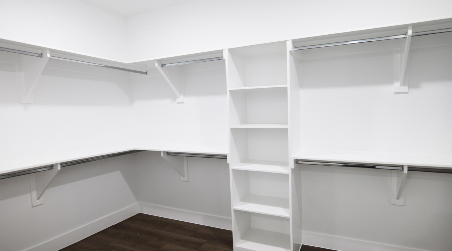 4013 Sun Valley Dr., Laredo, Texas 78045, 3 Bedrooms Bedrooms, 6 Rooms Rooms,2 BathroomsBathrooms,Residential,For Sale,4013 Sun Valley Dr.,20260491