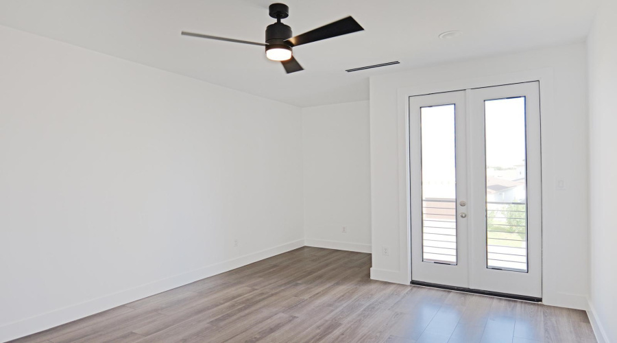 4013 Sun Valley Dr., Laredo, Texas 78045, 3 Bedrooms Bedrooms, 6 Rooms Rooms,2 BathroomsBathrooms,Residential,For Sale,4013 Sun Valley Dr.,20260491