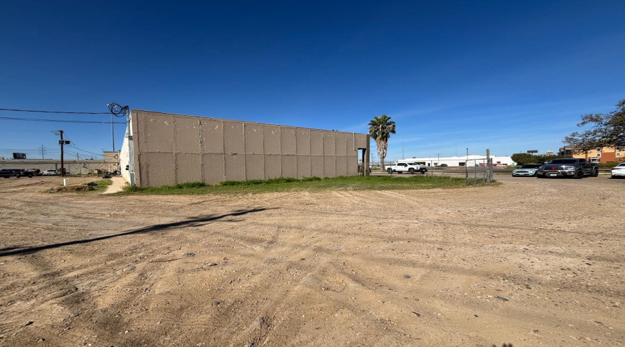 313 Village Blvd, Laredo, Texas 78041, ,Land,For Sale,313 Village Blvd,20260503